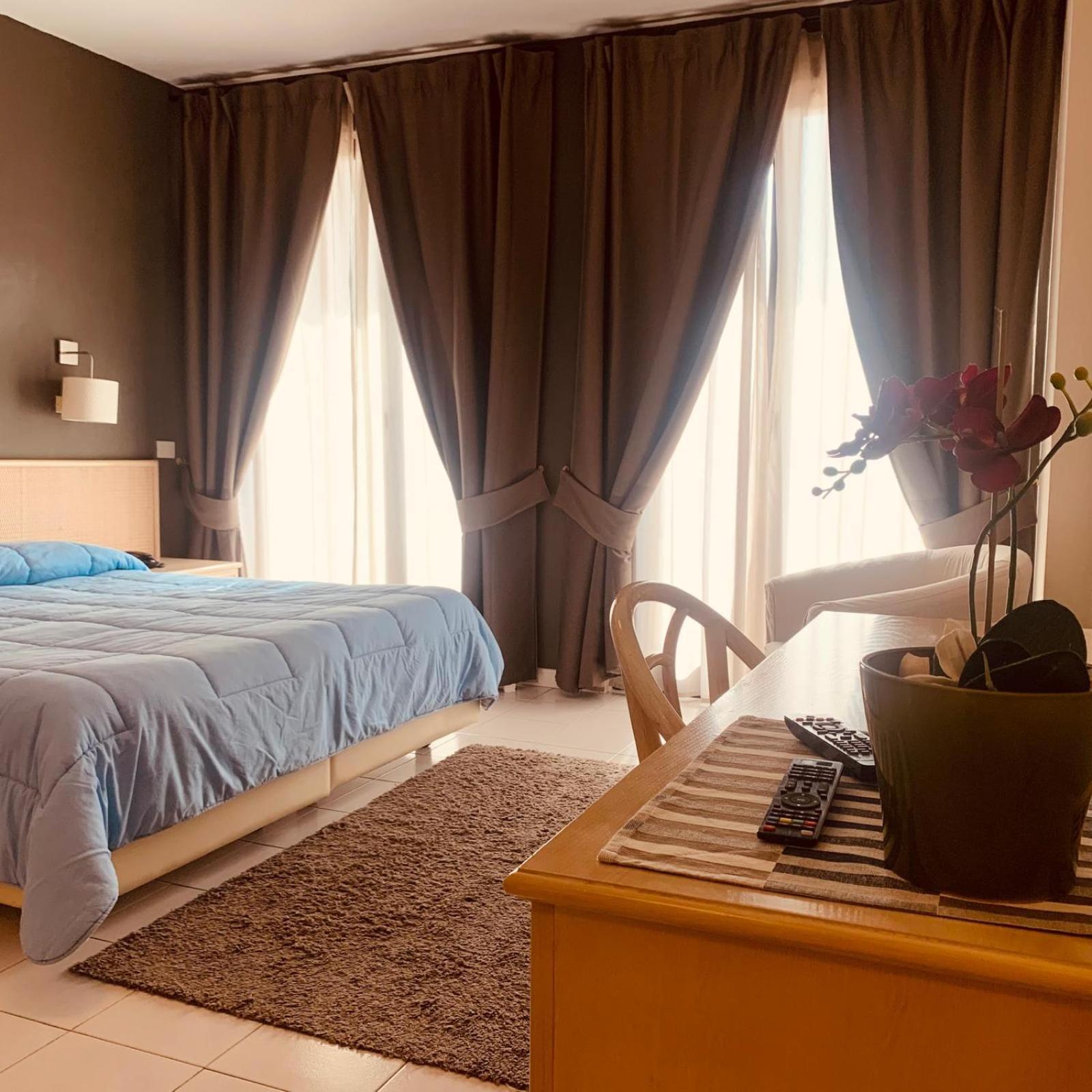 River Park Hotel Ameglia Extérieur photo