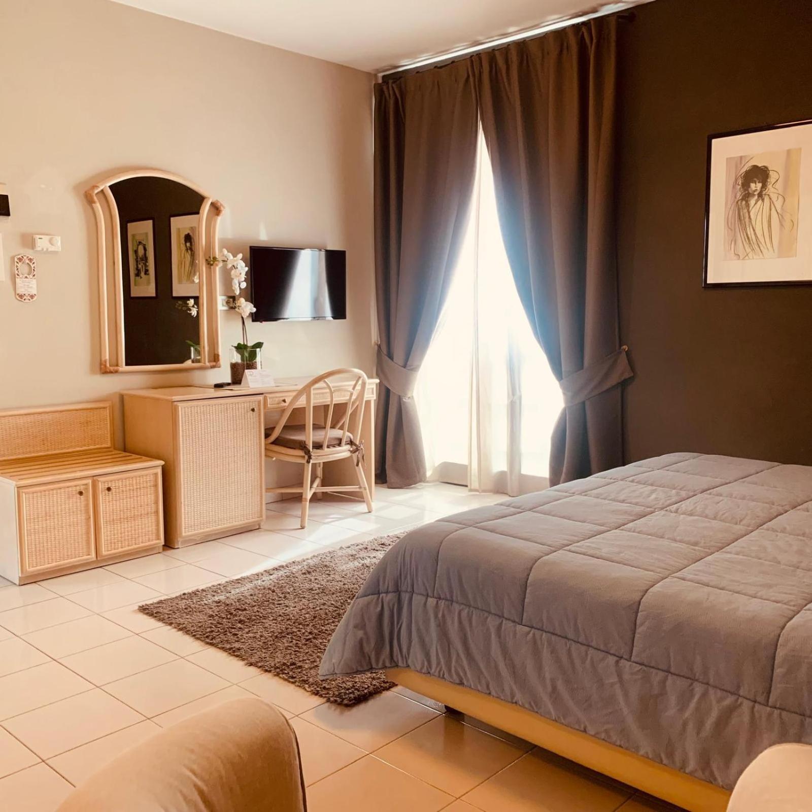 River Park Hotel Ameglia Extérieur photo