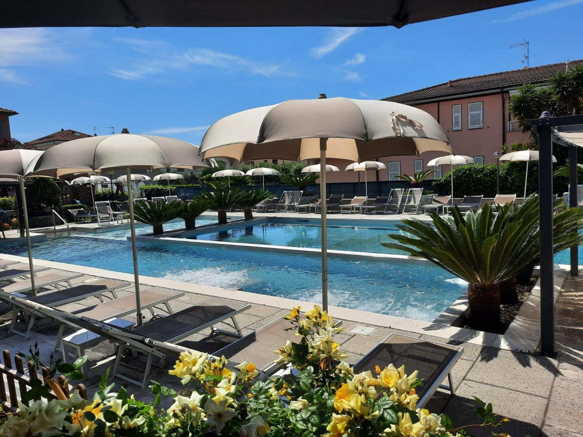 River Park Hotel Ameglia Extérieur photo